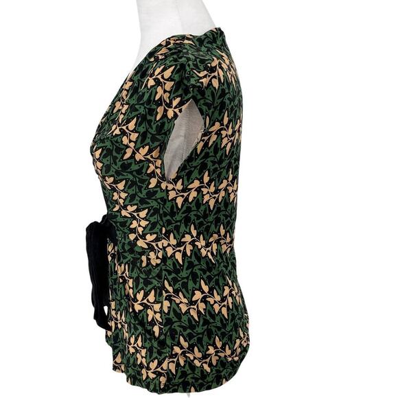 Diane von Fürstenberg Silk Blend Floral Tie-Front Top Size M Leaf Print GUC - Picture 5 of 12